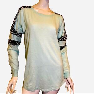 Pink Victoria Secrets Mint Green Zebra Striped Crewneck Long Sleeve Blac…